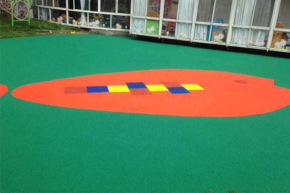 幼儿园场地