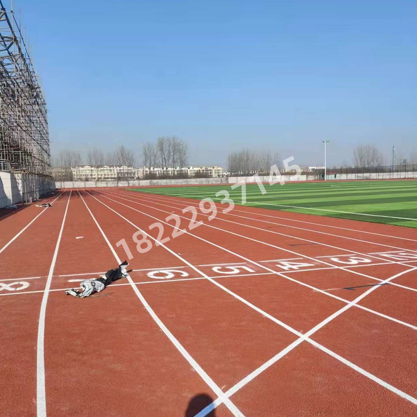 塑胶跑道